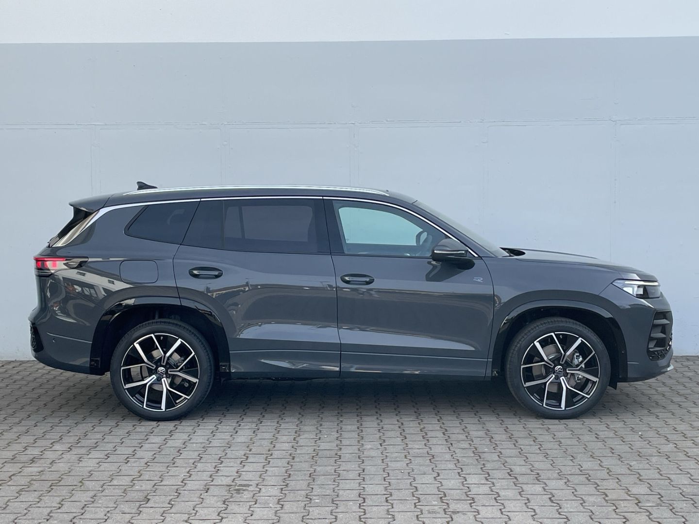 Tayron R-Line 2.0 TDI DSG 4MOTION Standhzg/Pano