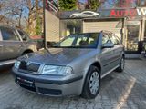 Skoda Octavia Combi Tour - Skoda Octavia aus 2008: Tour
