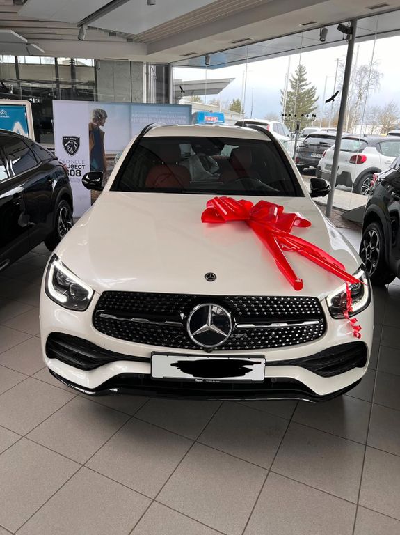 Image of Mercedes-Benz GLC 300