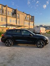 Porsche Cayenne S  Checkheft bei Porsche   - Porsche in Duisburg