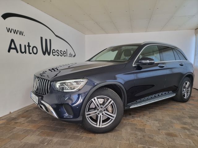 MERCEDES-BENZ GLC 400 4Matic AHK Luftfederung Massage Standhz