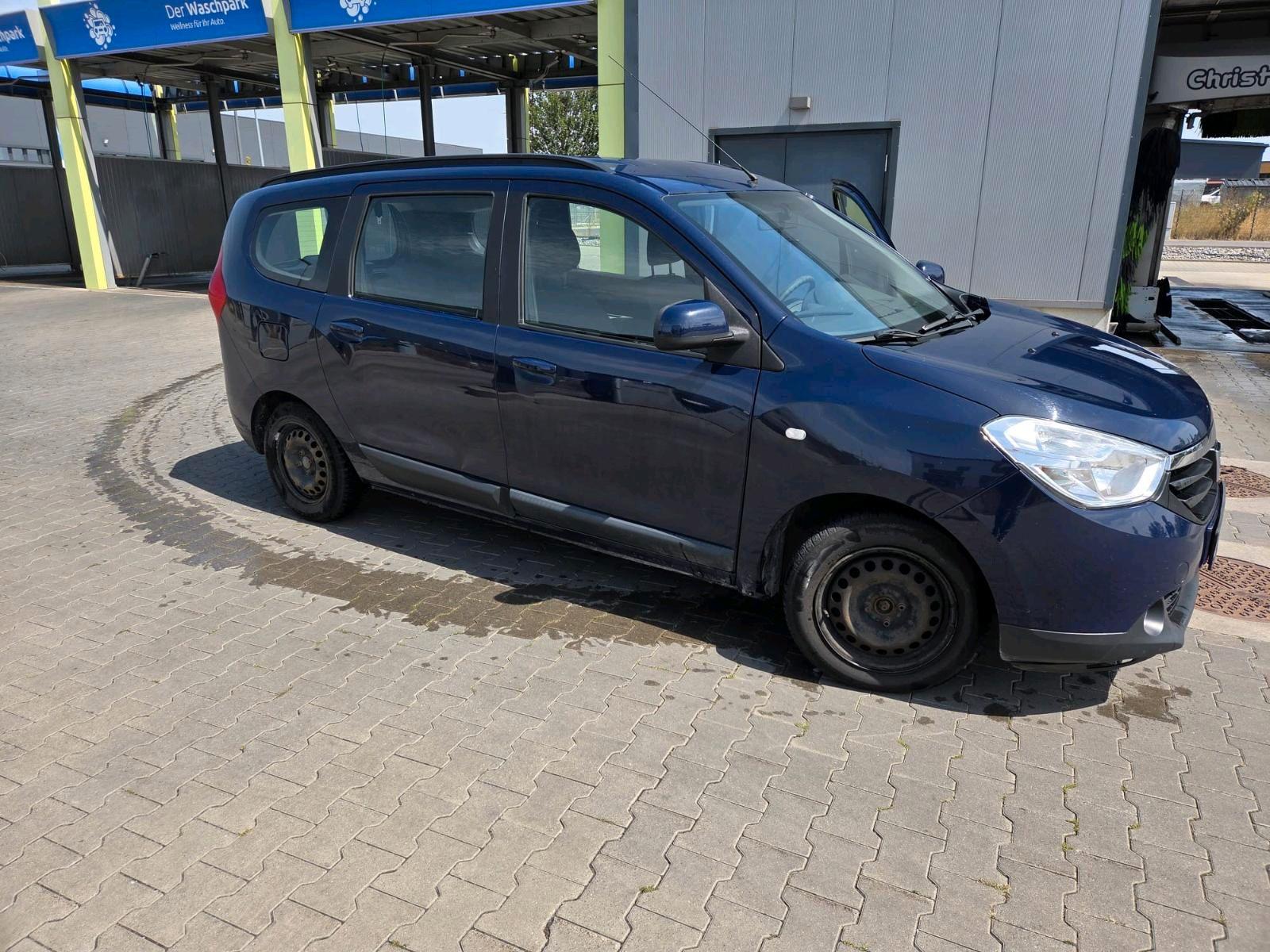 Dacia Lodgy 2014 — rear view