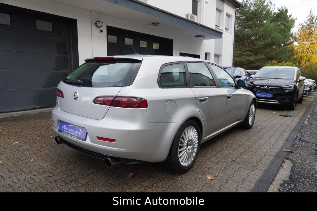 Alfa Romeo 159