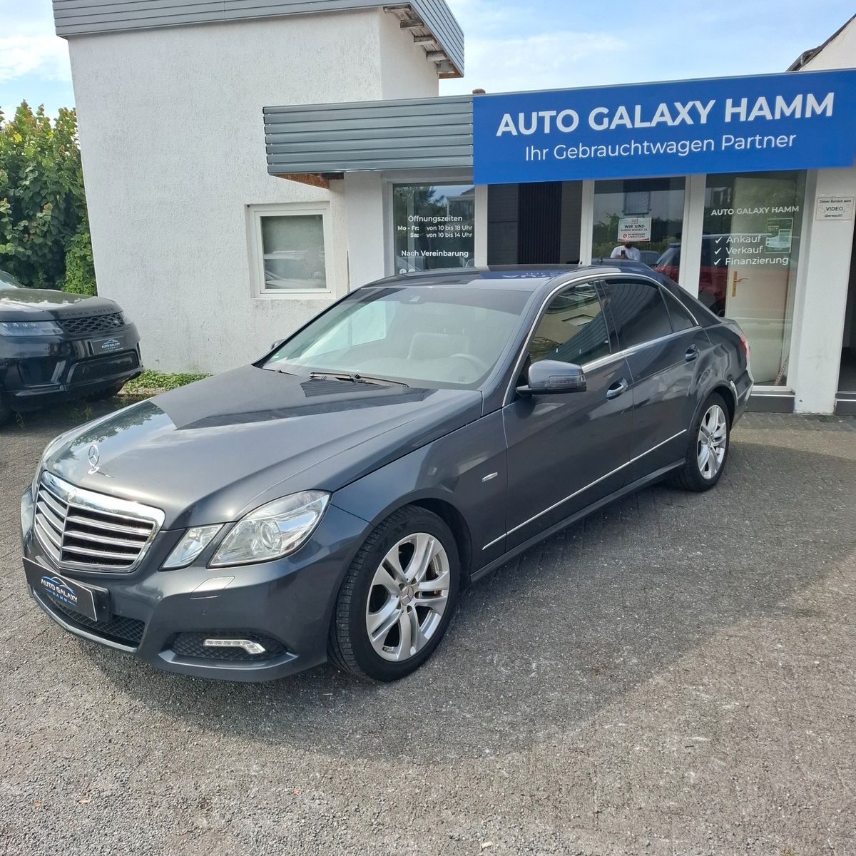 Mercedes E 200 - 1