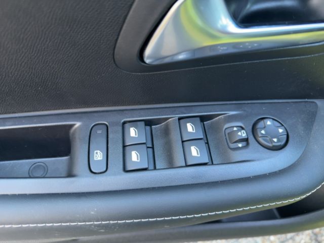 Foto Nummer 12: PEUGEOT 208