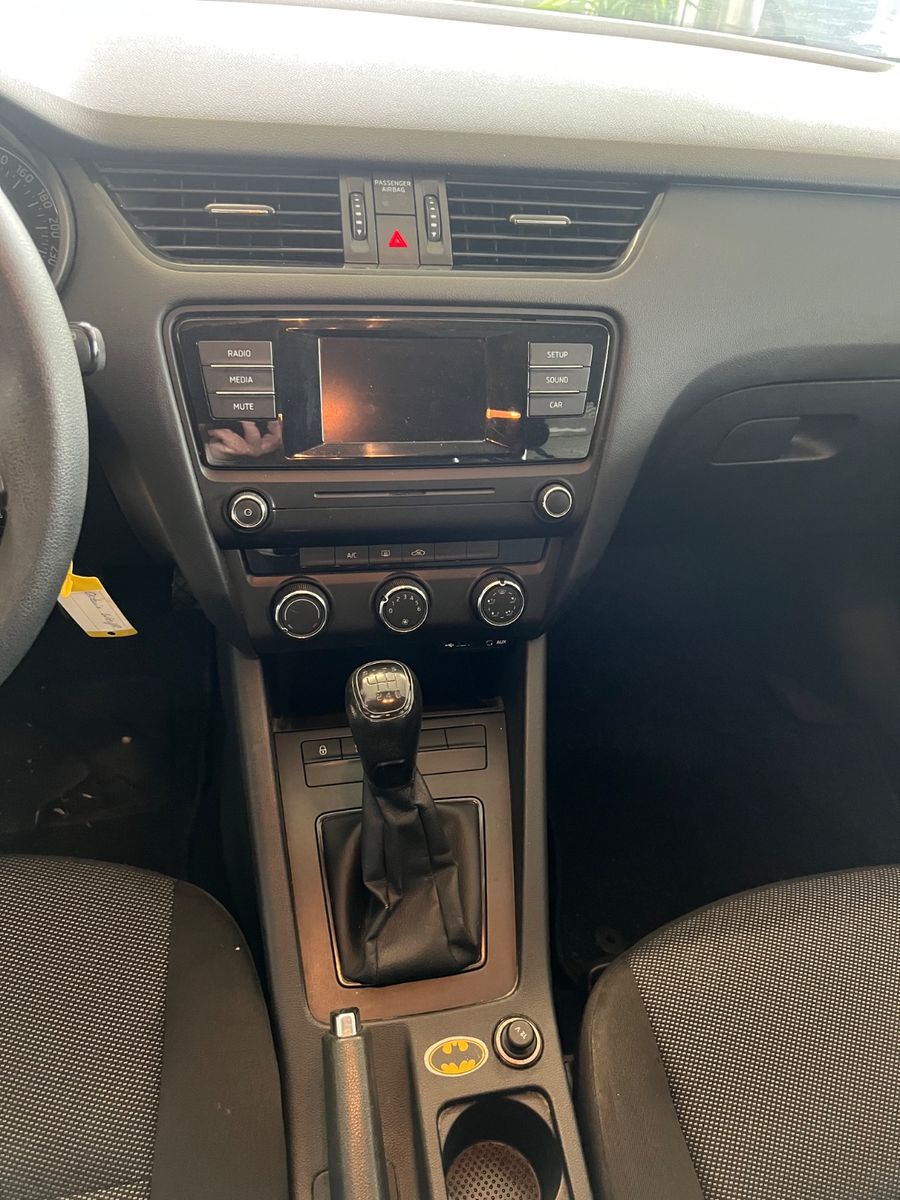 Fahrzeugabbildung SKODA Octavia Combi Active