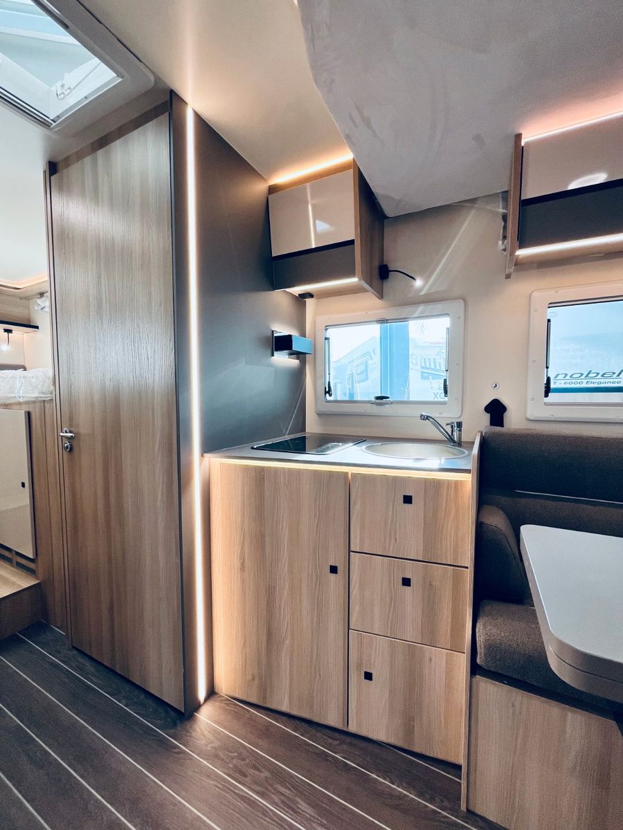 Fahrzeugabbildung NobelART T-7000 Modell 2026 HERBST DEALS