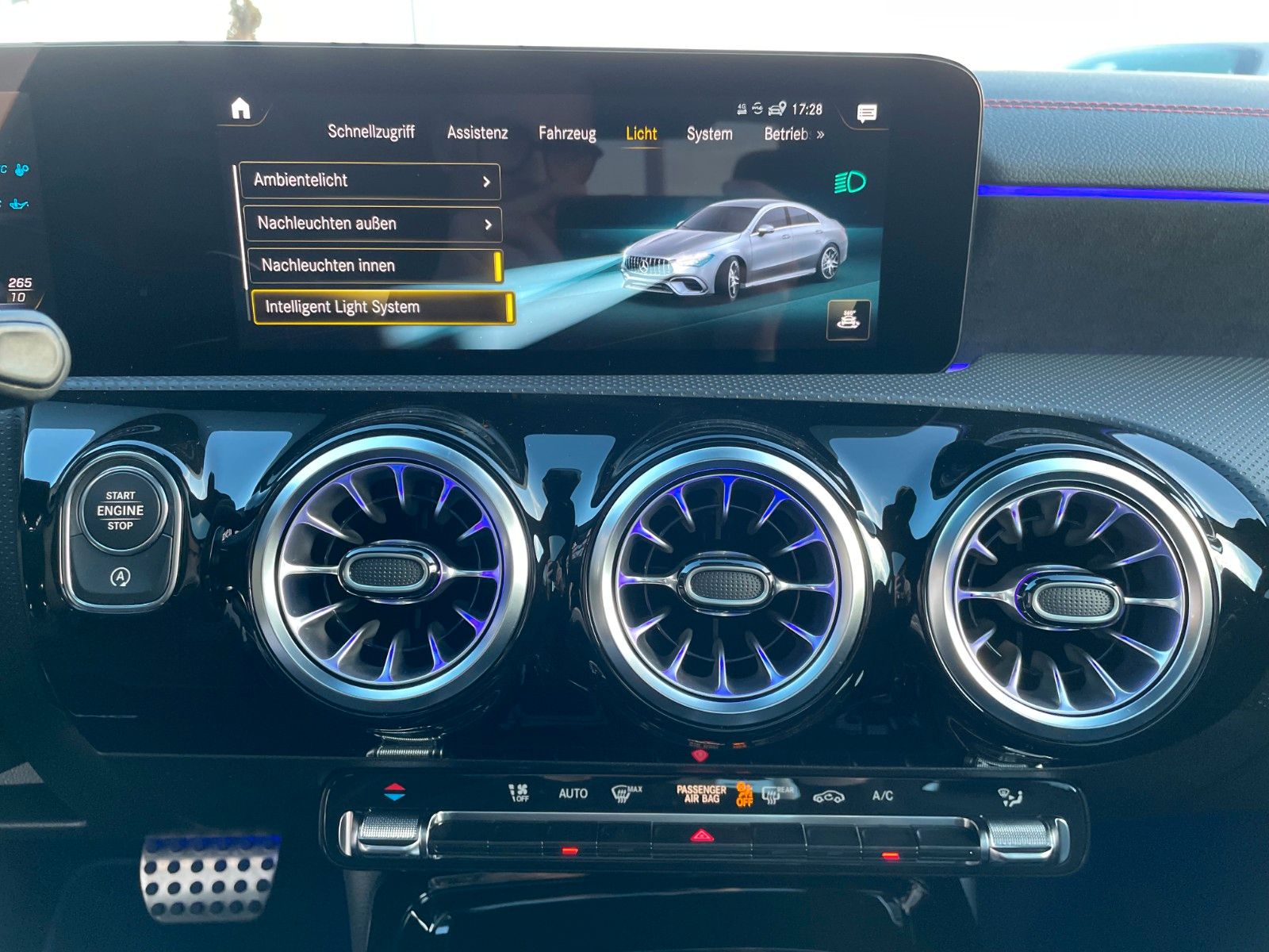 Fahrzeugabbildung Mercedes-Benz CLA 45 S AMG+Aero+Pano+HUD+Burm+Memory+MultiB
