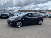Opel Astra J Lim. 5-trg. Active