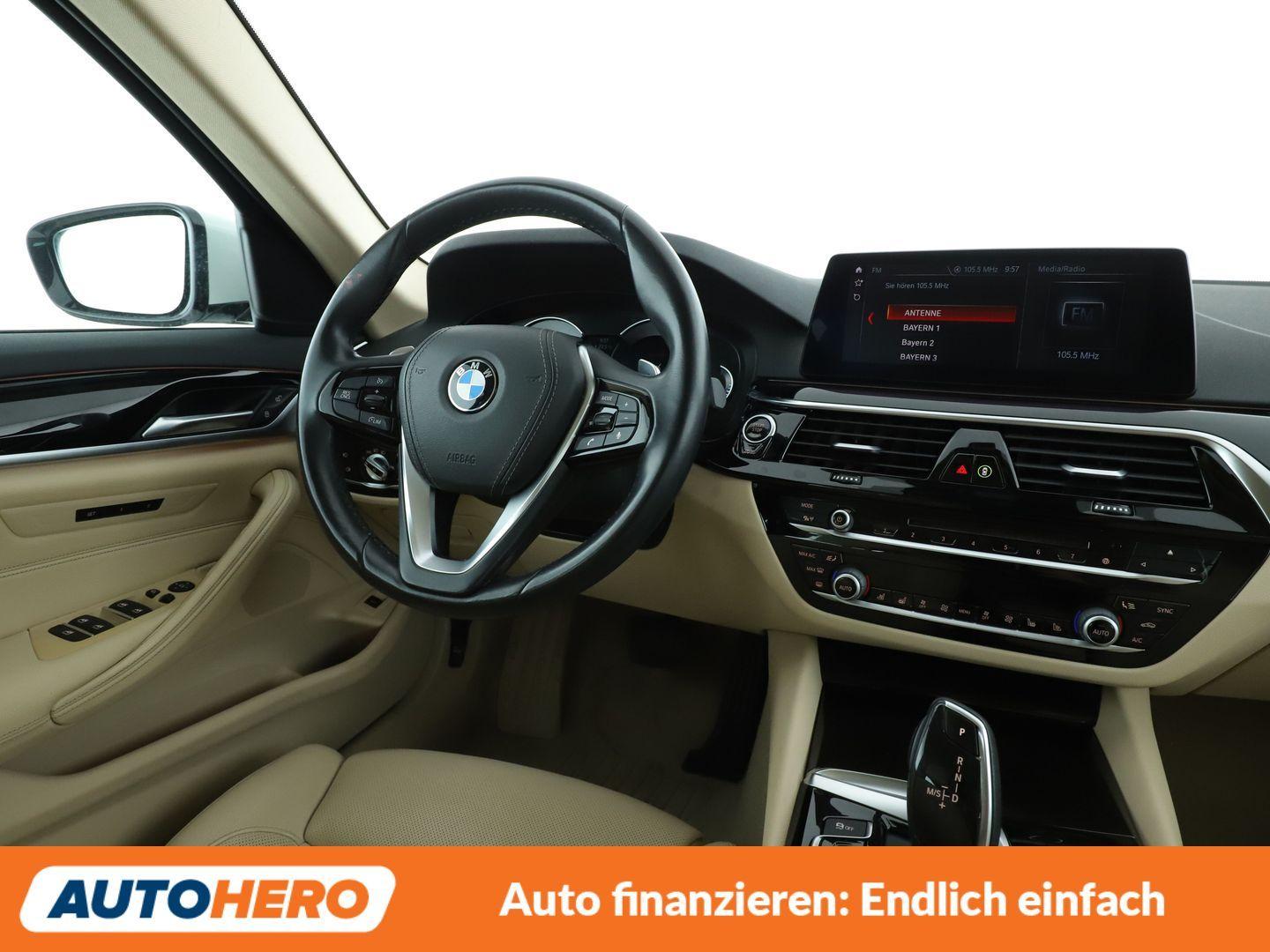 BMW 5er 520i Sport Line Aut.*NAVI*HUD*LED*