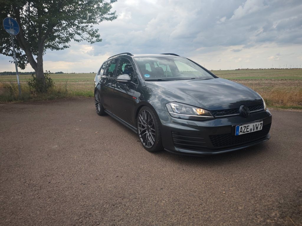 Image of Volkswagen Golf