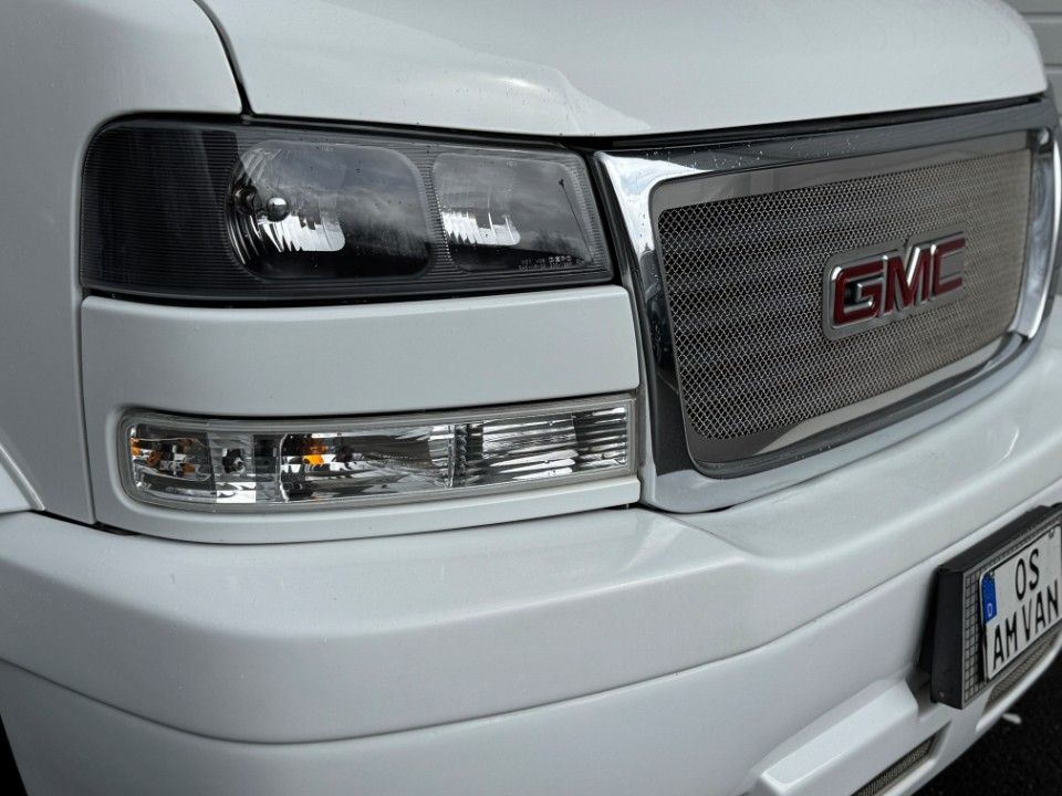 Fahrzeugabbildung Chevrolet Express 6.0 Explorer Limited XS-E 9-Sitzer Lang