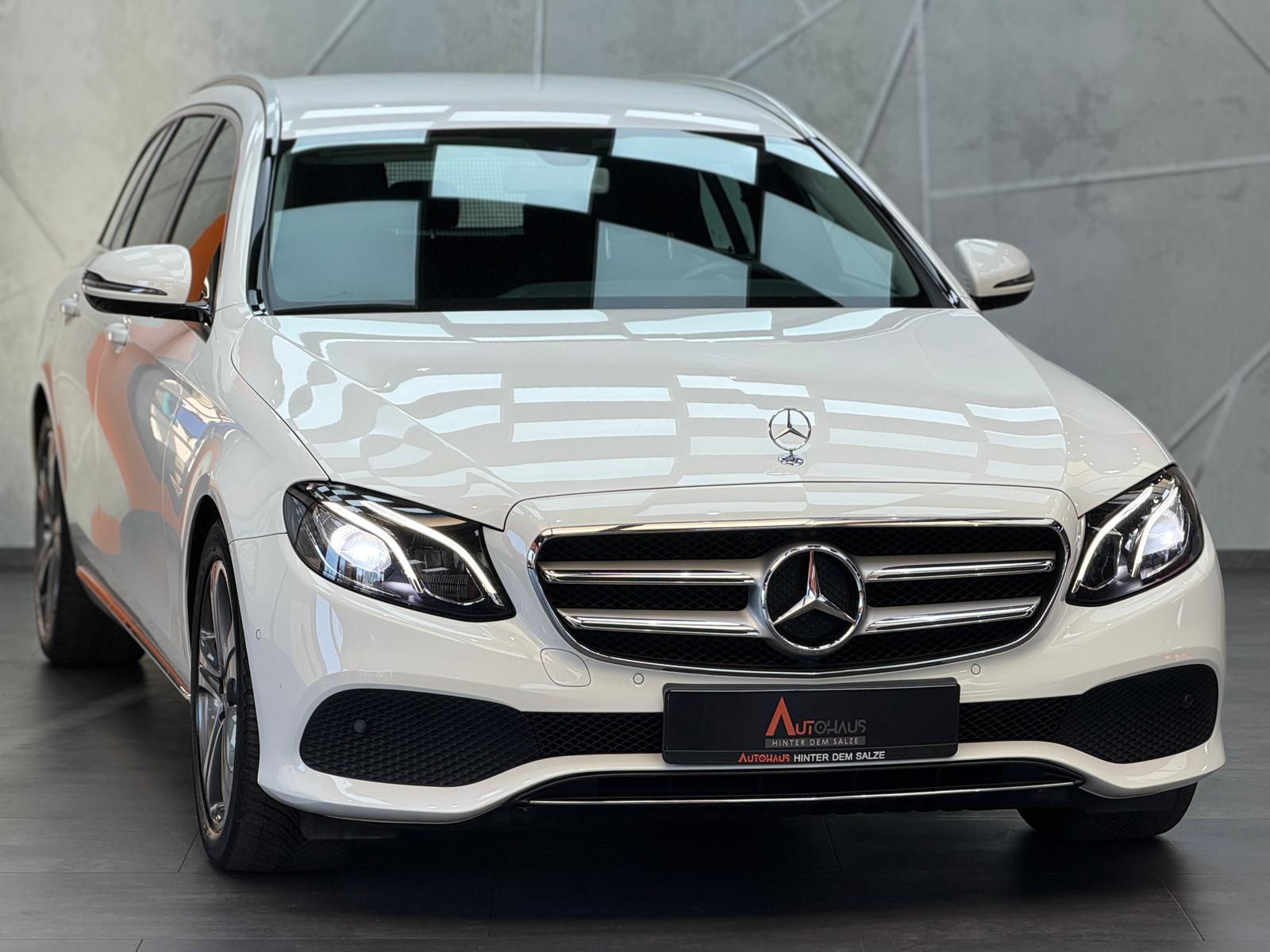 Mercedes-Benz E 220 d T-Modell |LED|SHZG|KAM|LM
