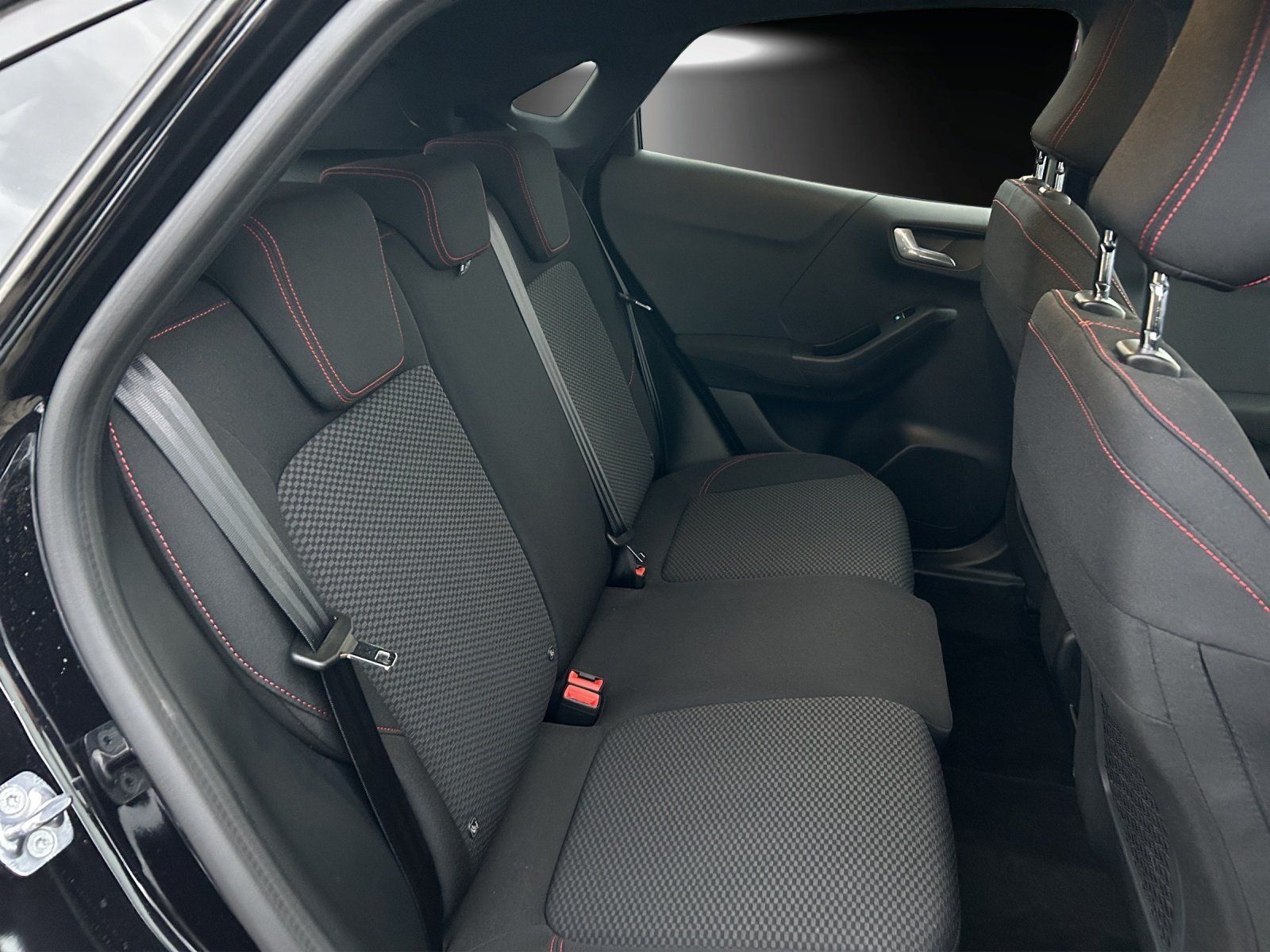 Fahrzeugabbildung Ford Puma 1.0 ST-Line NAVI/PDC/RFK/ABSTANDSTEMPOMAT