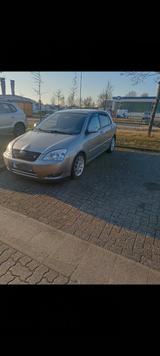 Toyota Corolla 1.8 TS TS - Toyota Corolla mit Benzin-Antrieb: Limousine, 1.8