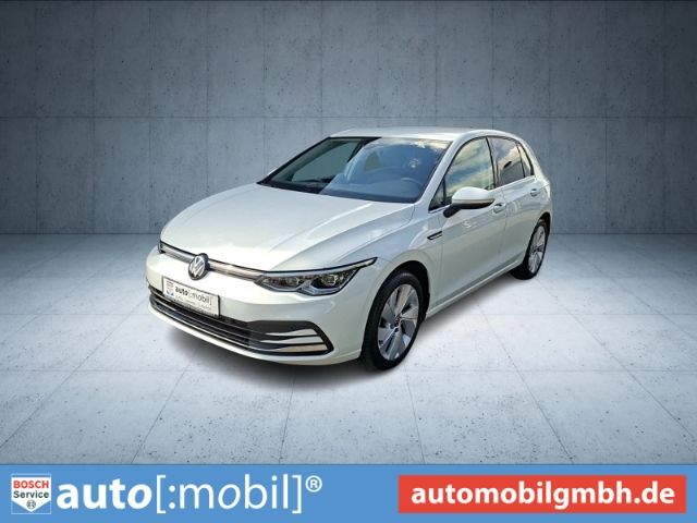 Volkswagen Golf VIII 1.5 eTSI DSG Style LEDplus+NAVI+LHZ+PD