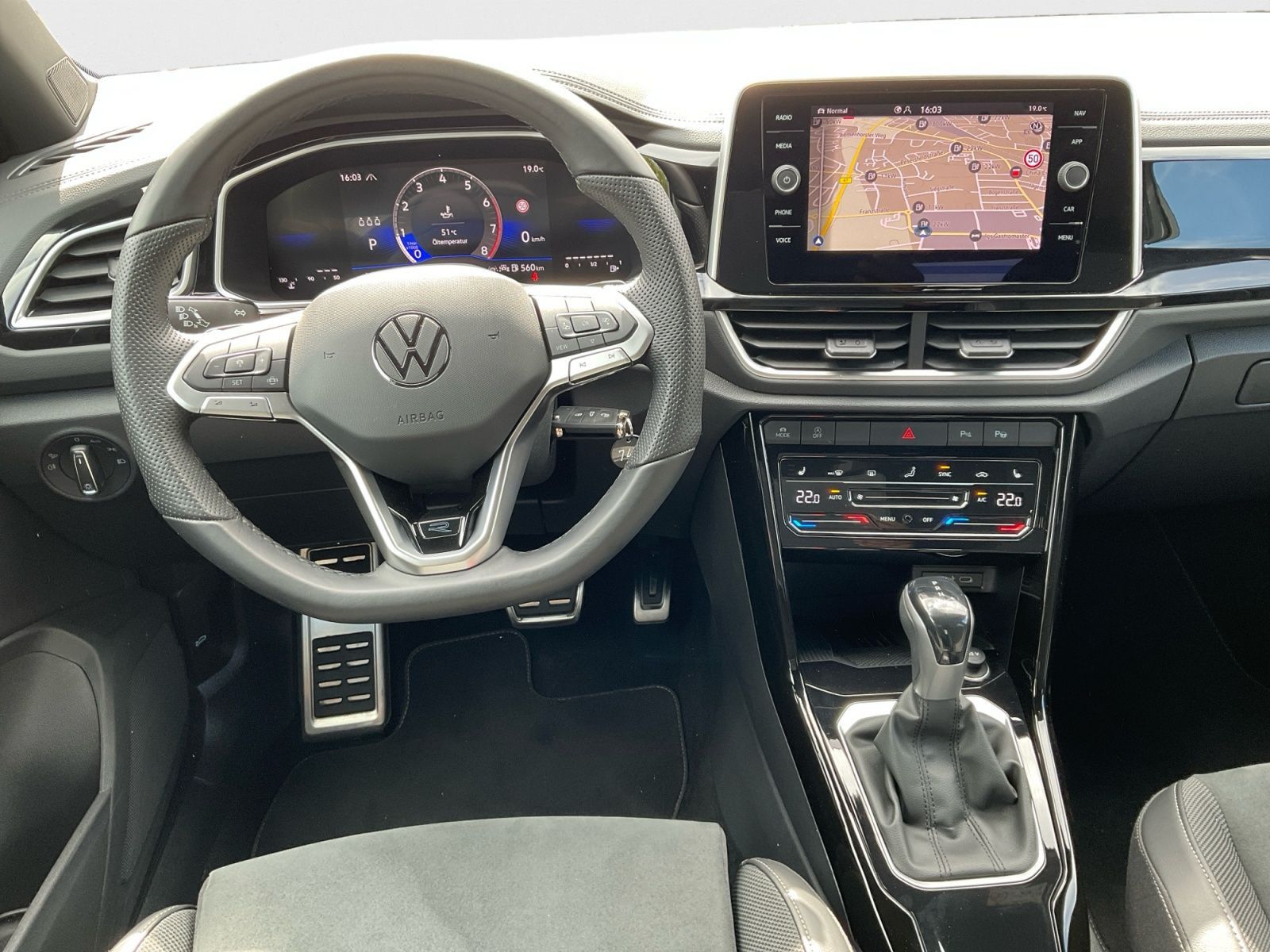 Volkswagen T-Roc - Bild 10
