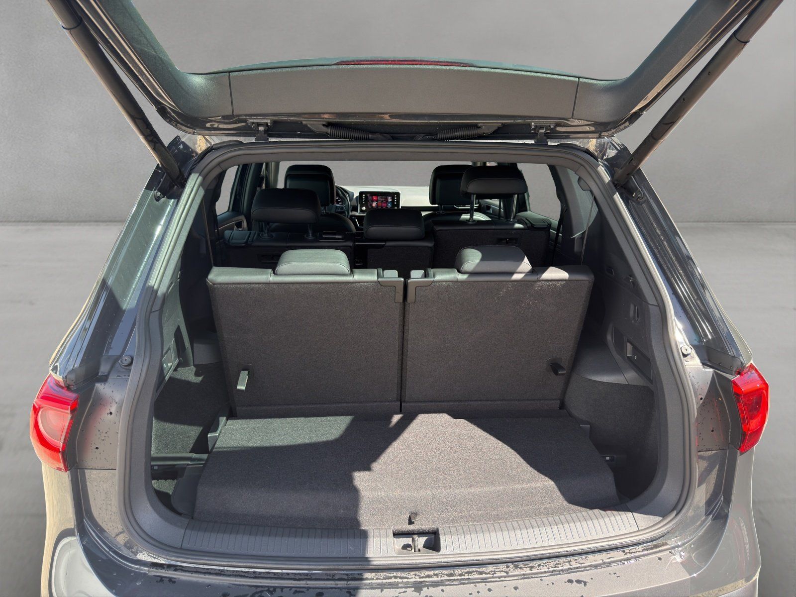 Fahrzeugabbildung SEAT Tarraco 1.5 TSI ACT Xcellence 7Sitzer/Navi/PDC