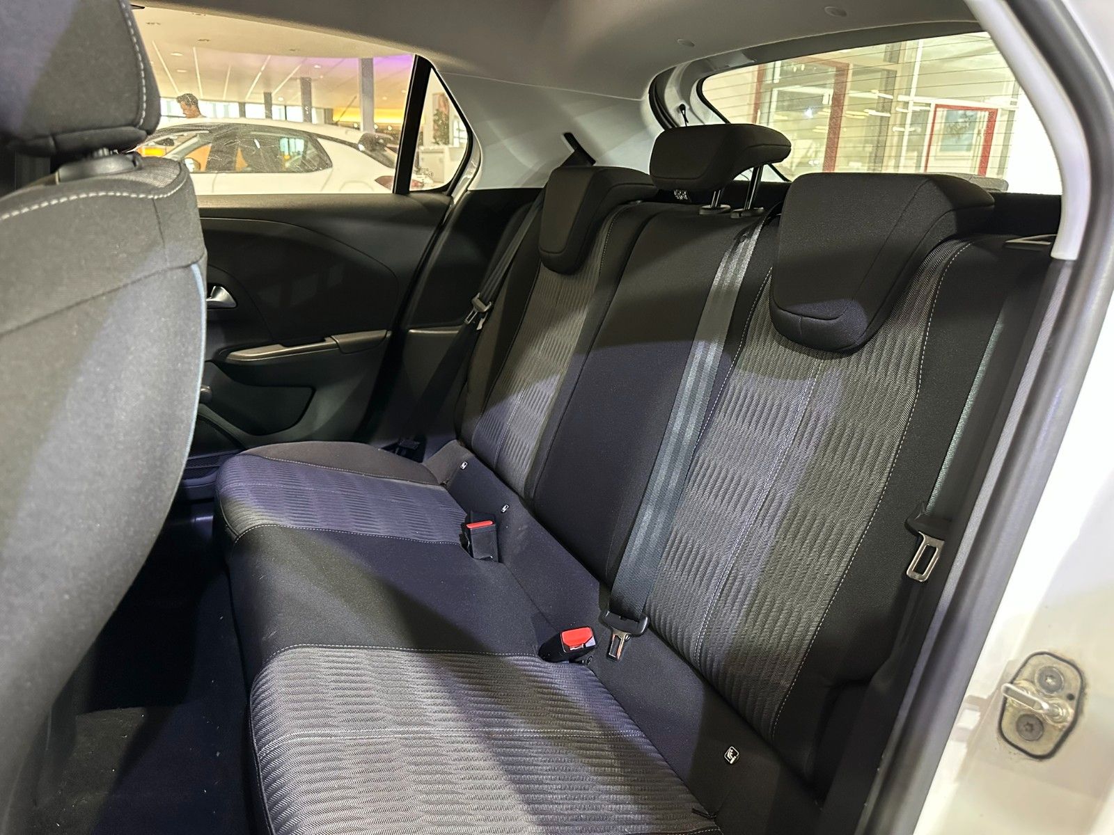 Fahrzeugabbildung Opel Corsa F 1.2 KLIMA/SPURASSISTENT/TEMPOMAT