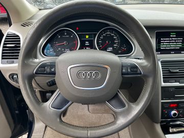 Audi Q7 - 12