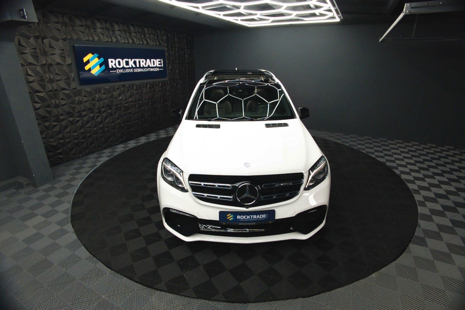 Fahrzeugabbildung Mercedes-Benz GLS / GL 63 AMG 4Matic Night-Paket *ACC*Pano*LED