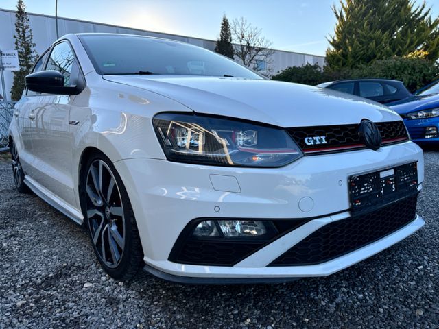 Volkswagen Polo V GTI BMT/AUT/NAVI/KAMERA/SHZ