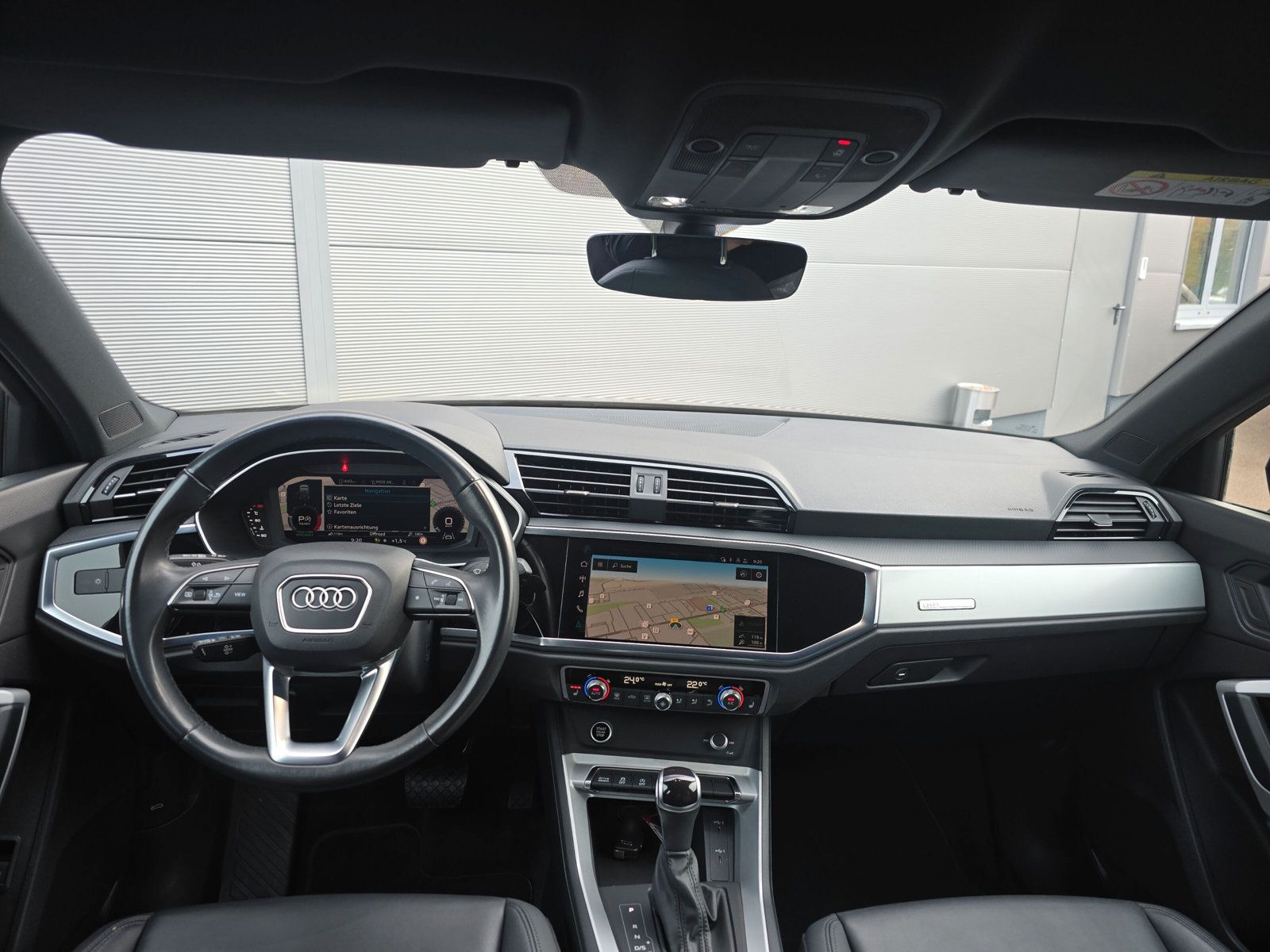 Fahrzeugabbildung Audi Q3 35 TDI advanced LED LEDER KAMERA NAVI