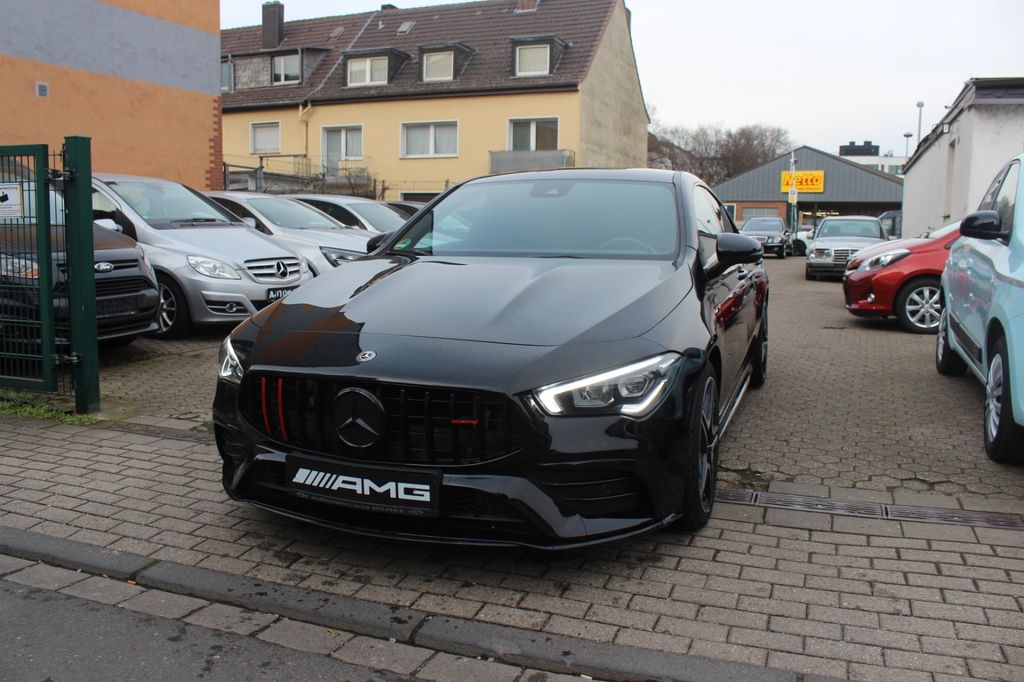 Mercedes-Benz CLA 35 AMG