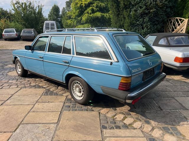 Mercedes-Benz W123 300 TD Kombi, Klima, E-Fenster, TÜV neu