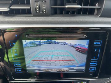 Toyota Auris - 11