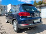 Volkswagen Tiguan 1.4 TSI DSG Navigation Bluetooth - Volkswagen Tiguan: Blau