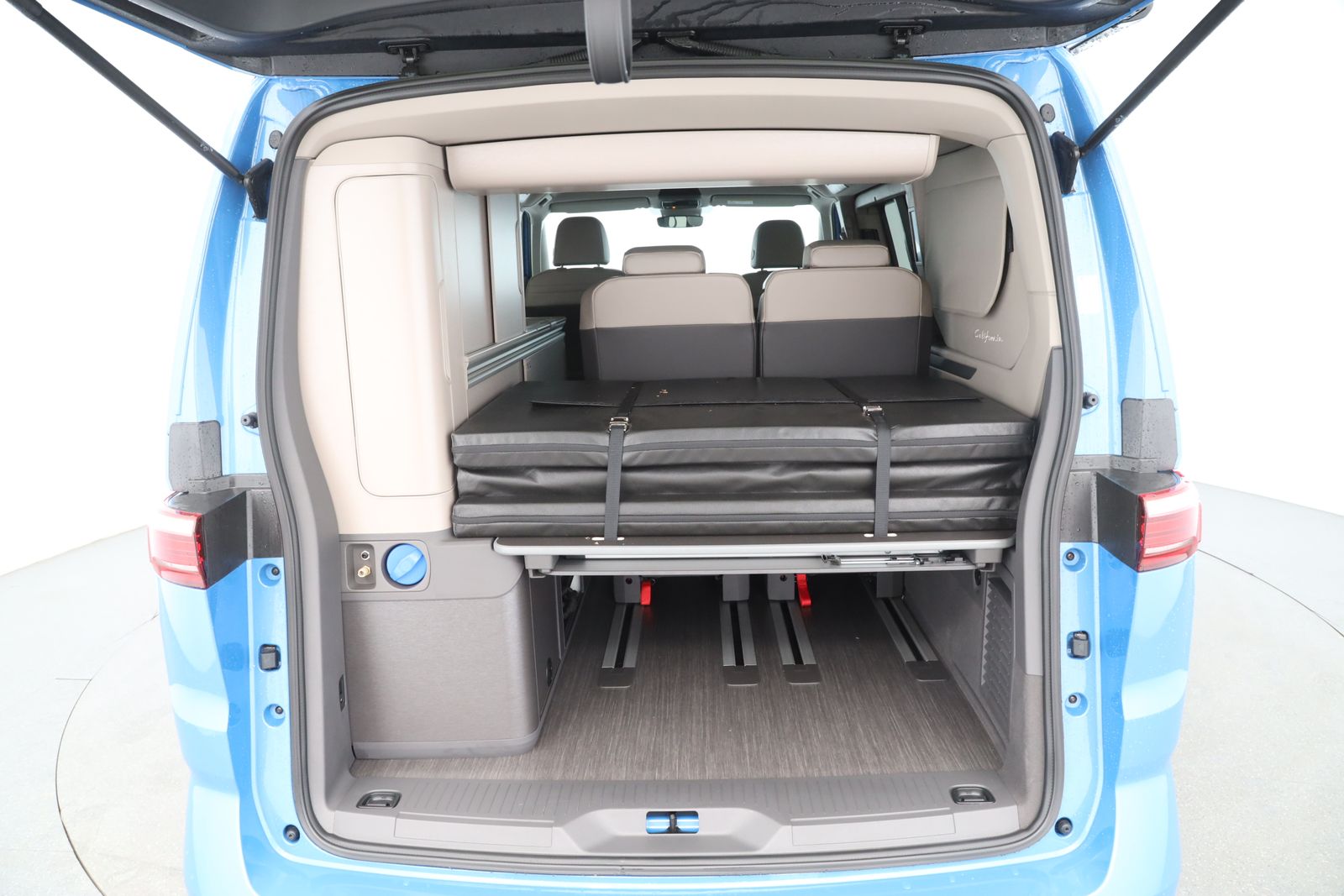 Volkswagen T7 California - Bild 11