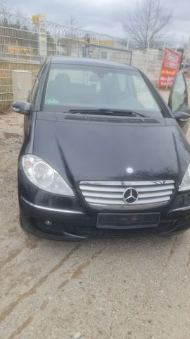 Mercedes-Benz A 180 A -Klasse A 180 CDI