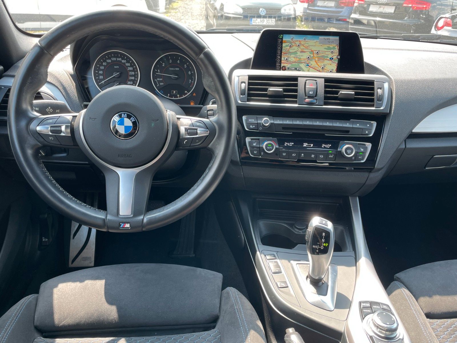 Fahrzeugabbildung BMW 120i 5-T Aut. M SPORTPAKET LED Navi Kamera HiFi