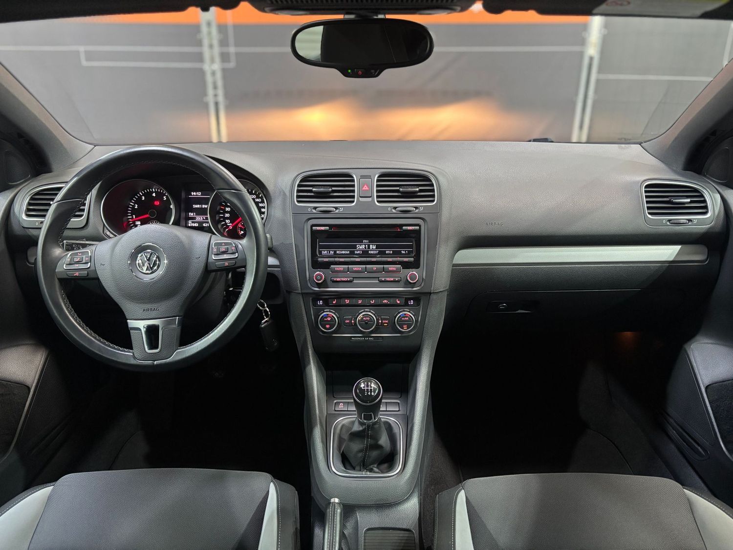 Fahrzeugabbildung Volkswagen Golf Cabrio 1.4TSI Life Klima#PDC#Tempomat