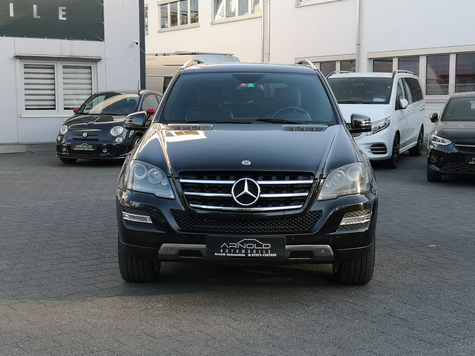 Mercedes-Benz ML 350 4Matic *AHK*Bi-Xenon*Leder*Navi*21"Sommer