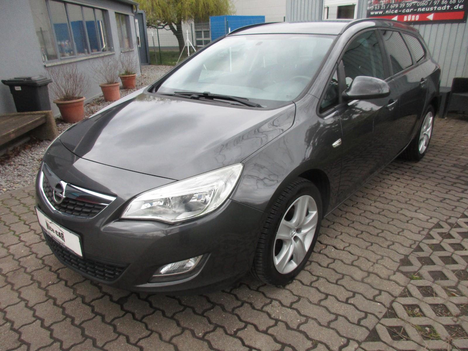 Opel Astra J Sports Tourer Design Edition,Klima,