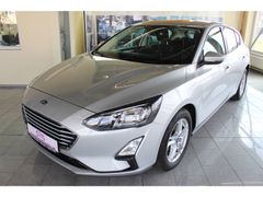 Fahrzeugabbildung Ford Focus Cool & Connect,viele Extras,Top-Zustand