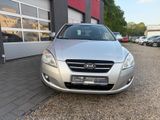 Kia cee'd / Ceed 1.4 CVVT Attract - Kia in Krefeld: Cee D