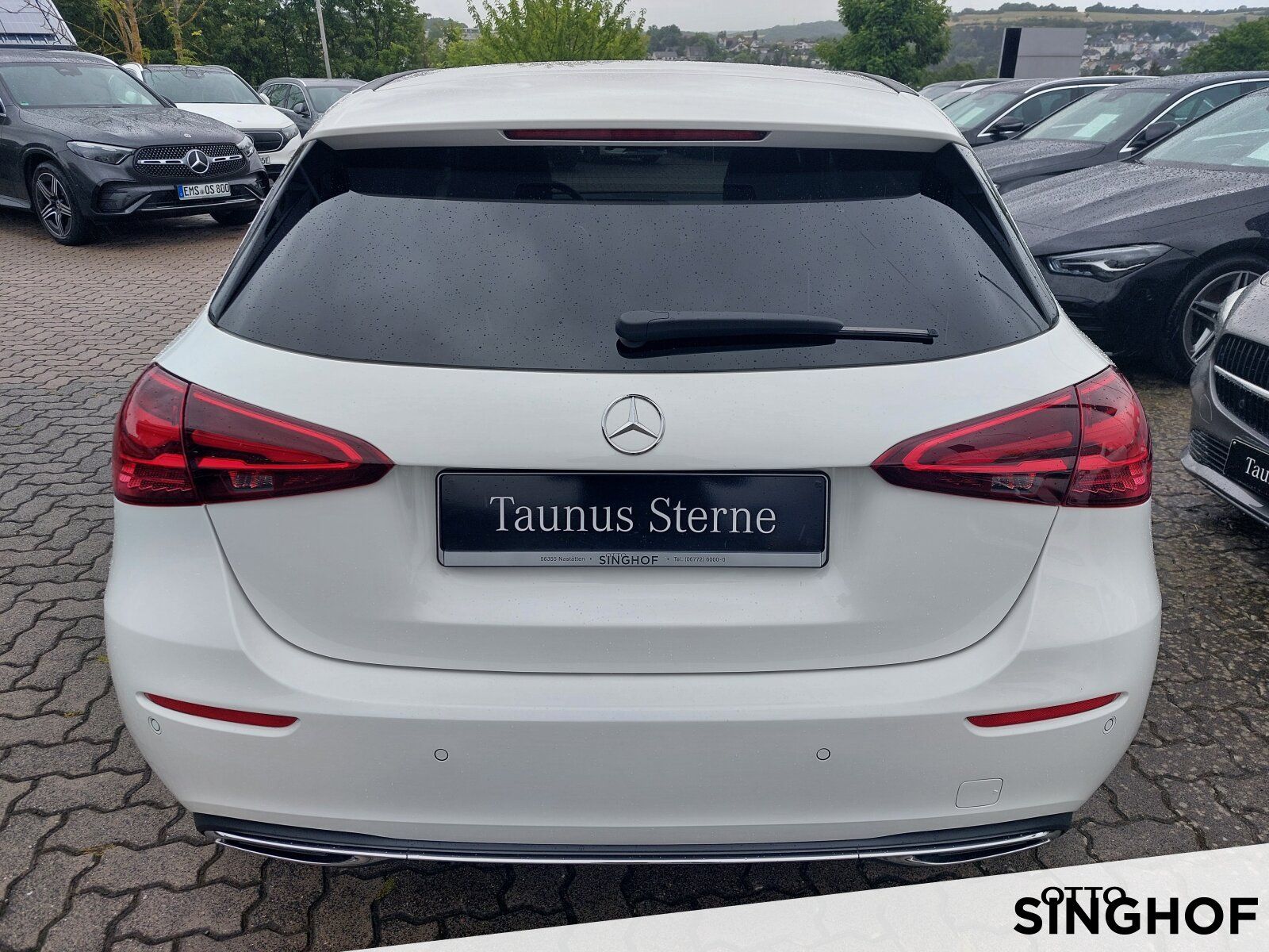 Fahrzeugabbildung Mercedes-Benz A 200 +Panodach+Standhzg+LED+Rü Kam+MBUX+Sitzhg