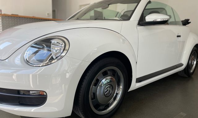 Volkswagen Beetle Cabriolet BMT Apple Car Play/ Navi/ PDC!