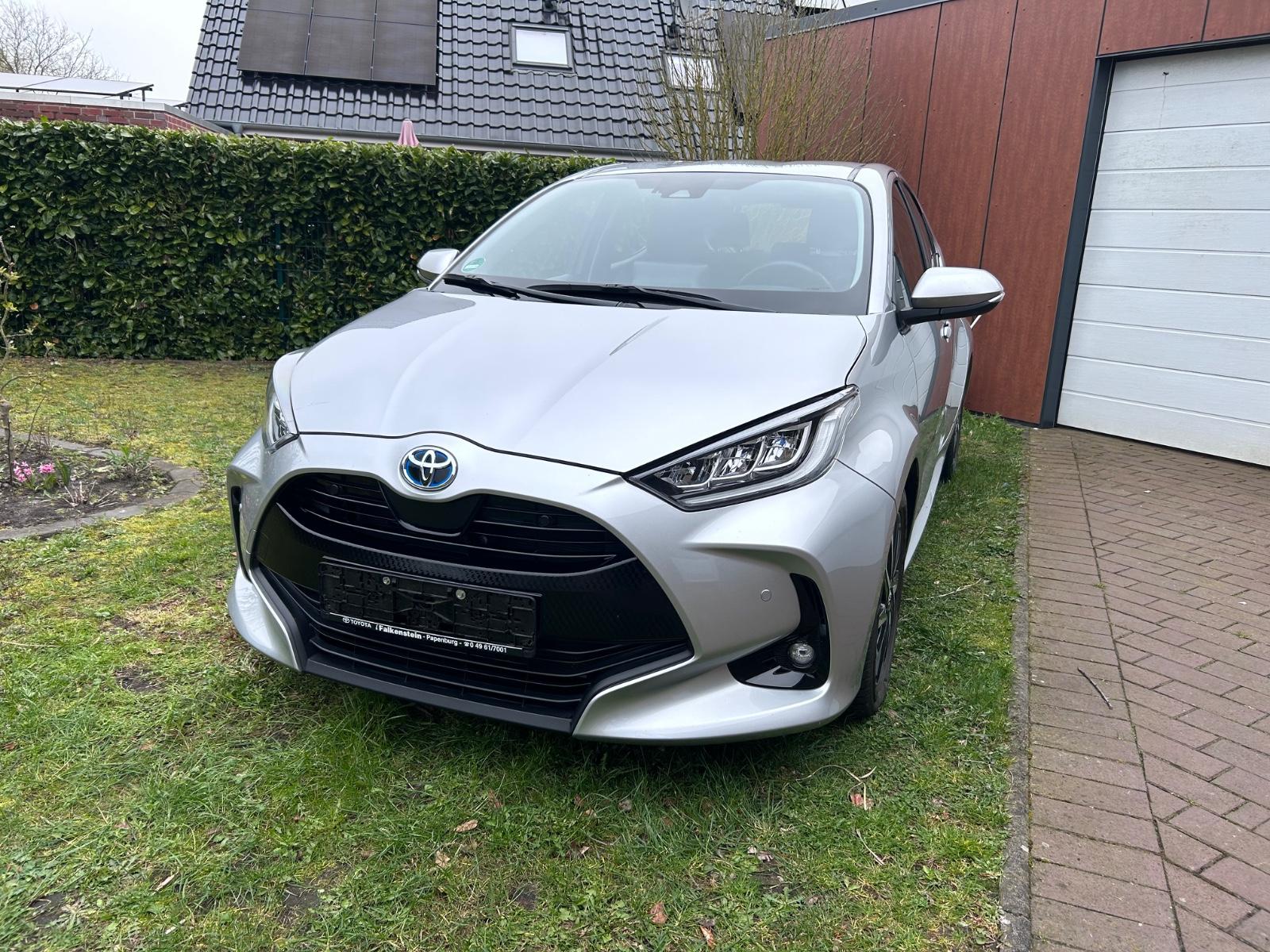 Toyota Yaris Hybrid,BT,APP,LM,Cam,Allwetter,Keyless