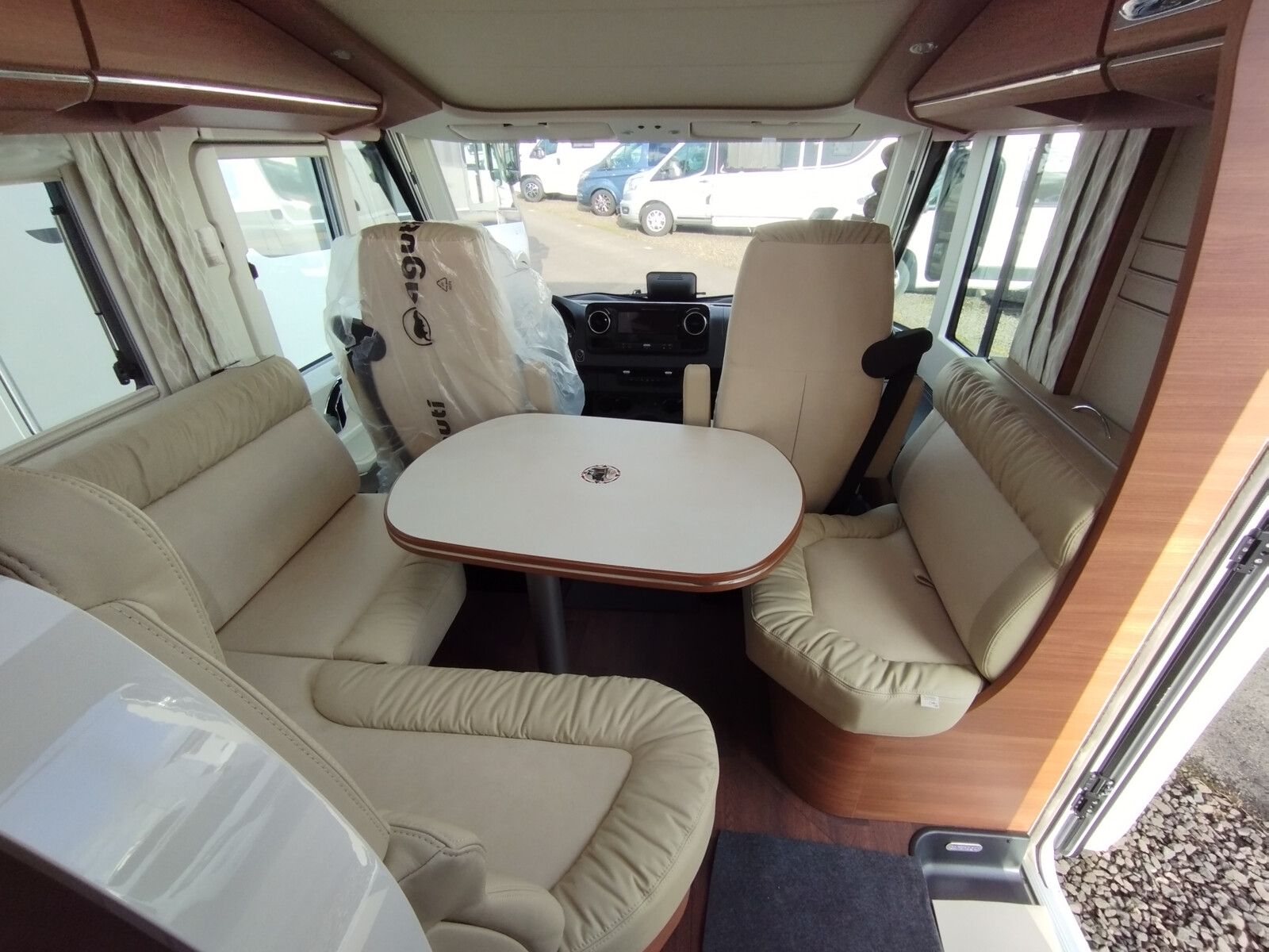 Fahrzeugabbildung Carthago chic c-line I 5.0 QB L Mercedes, Sat, Markise,AT