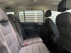 Fahrzeugabbildung Volkswagen Touran 2.0 TDI Move -- RearView/ ACC/ Navi