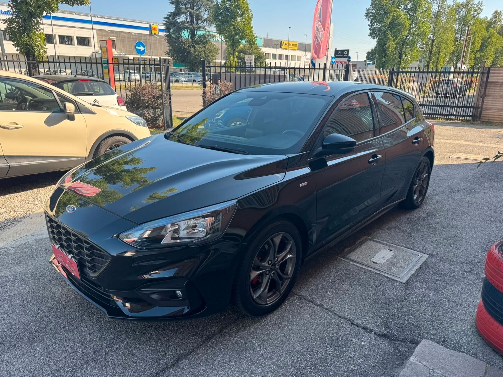 Ford Focus 1.0 EcoBoost Hybrid 125 CV 5p. ST-Lin imagem 3