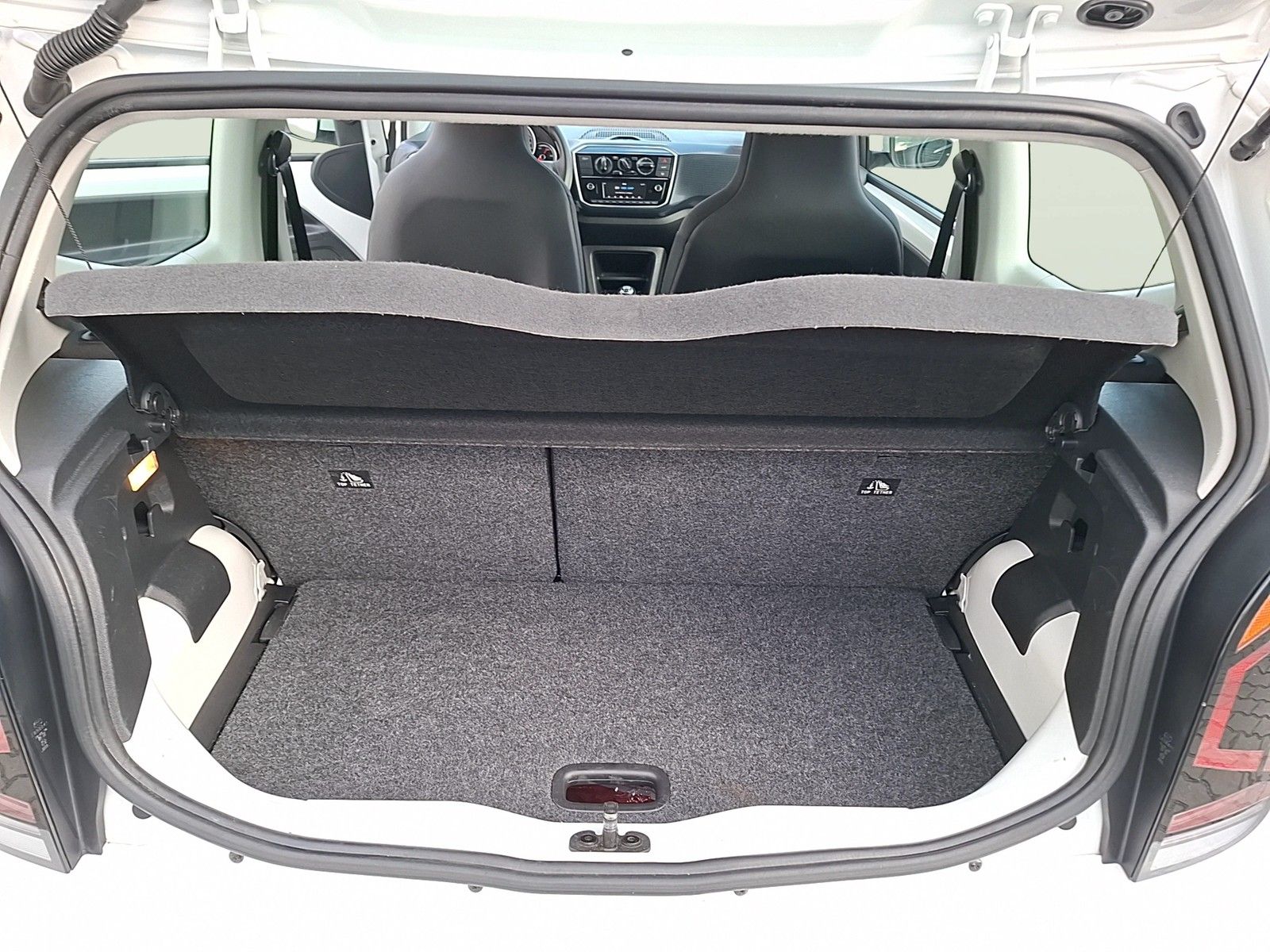 Fahrzeugabbildung Volkswagen up! 1.0 Klima DAB GRA RFK
