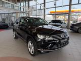 Volkswagen Touareg V6 TDI  R-Line Pano ACC 360Kam LUFT - Volkswagen Touareg: V6