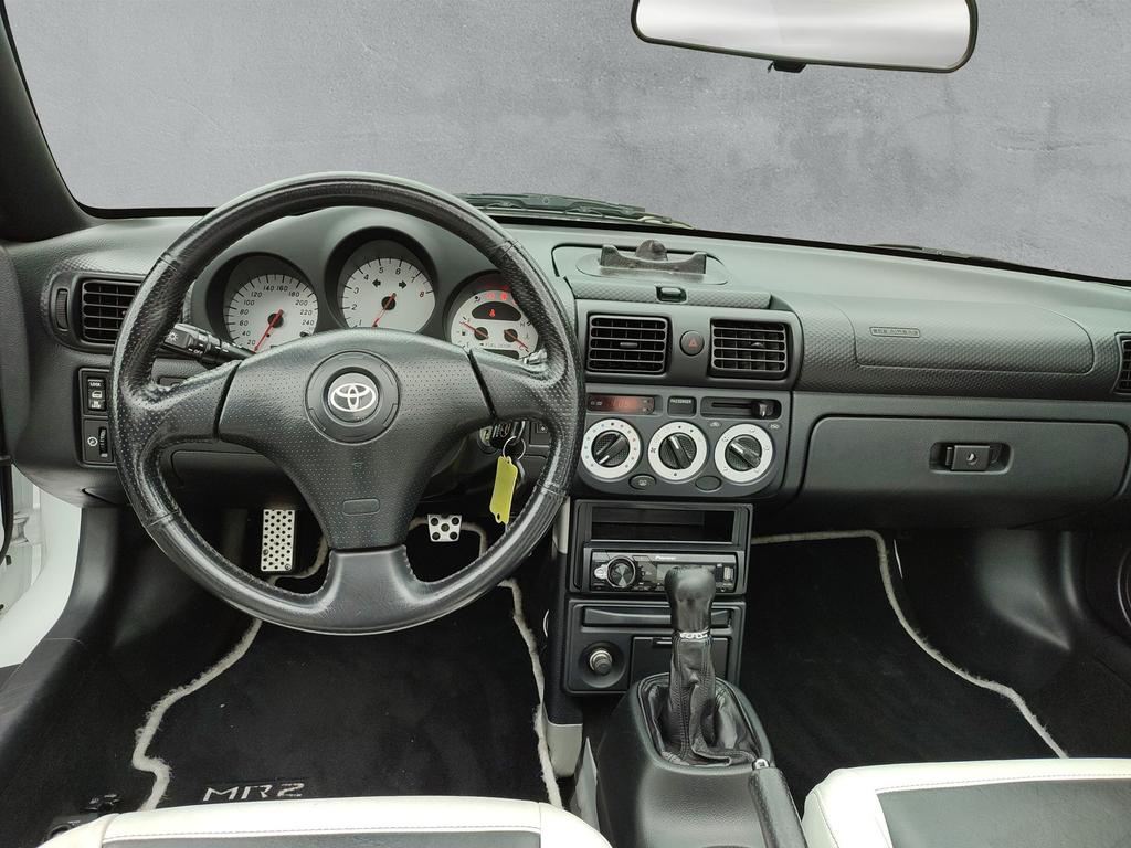 Toyota MR 2