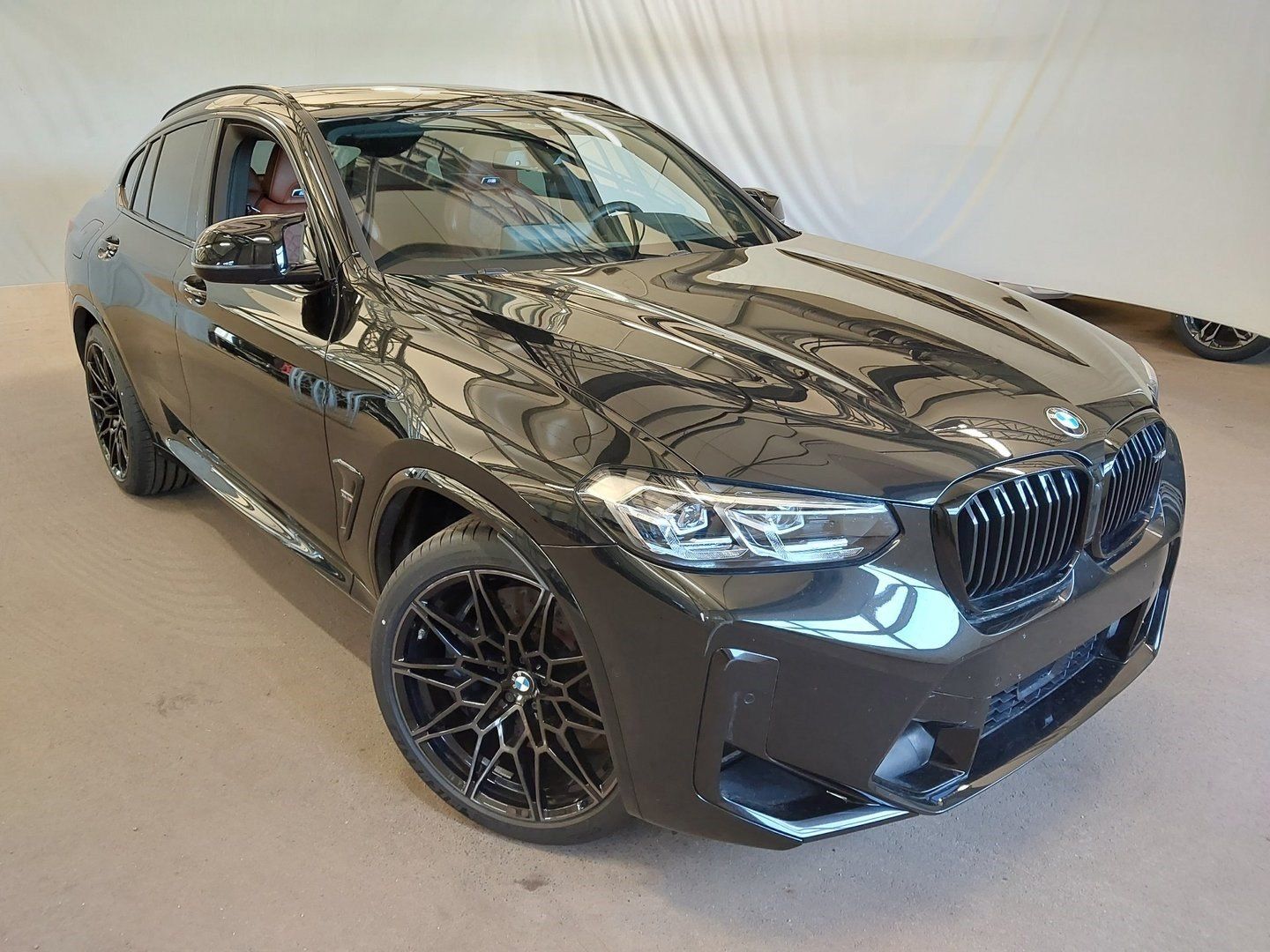 BMW X4 M - Bild 2