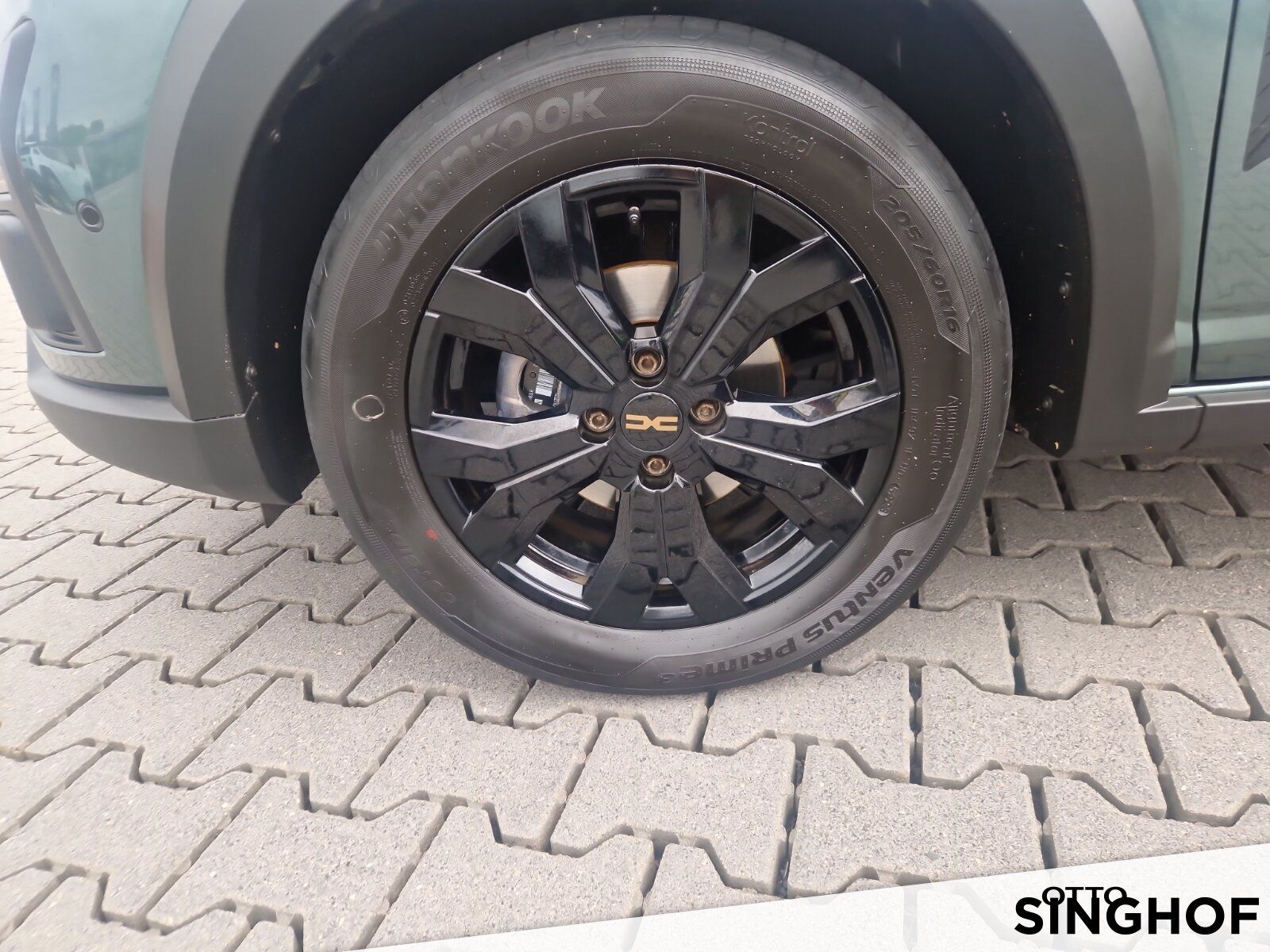 Fahrzeugabbildung Dacia Sandero Stepway Extreme TCe 90 auto